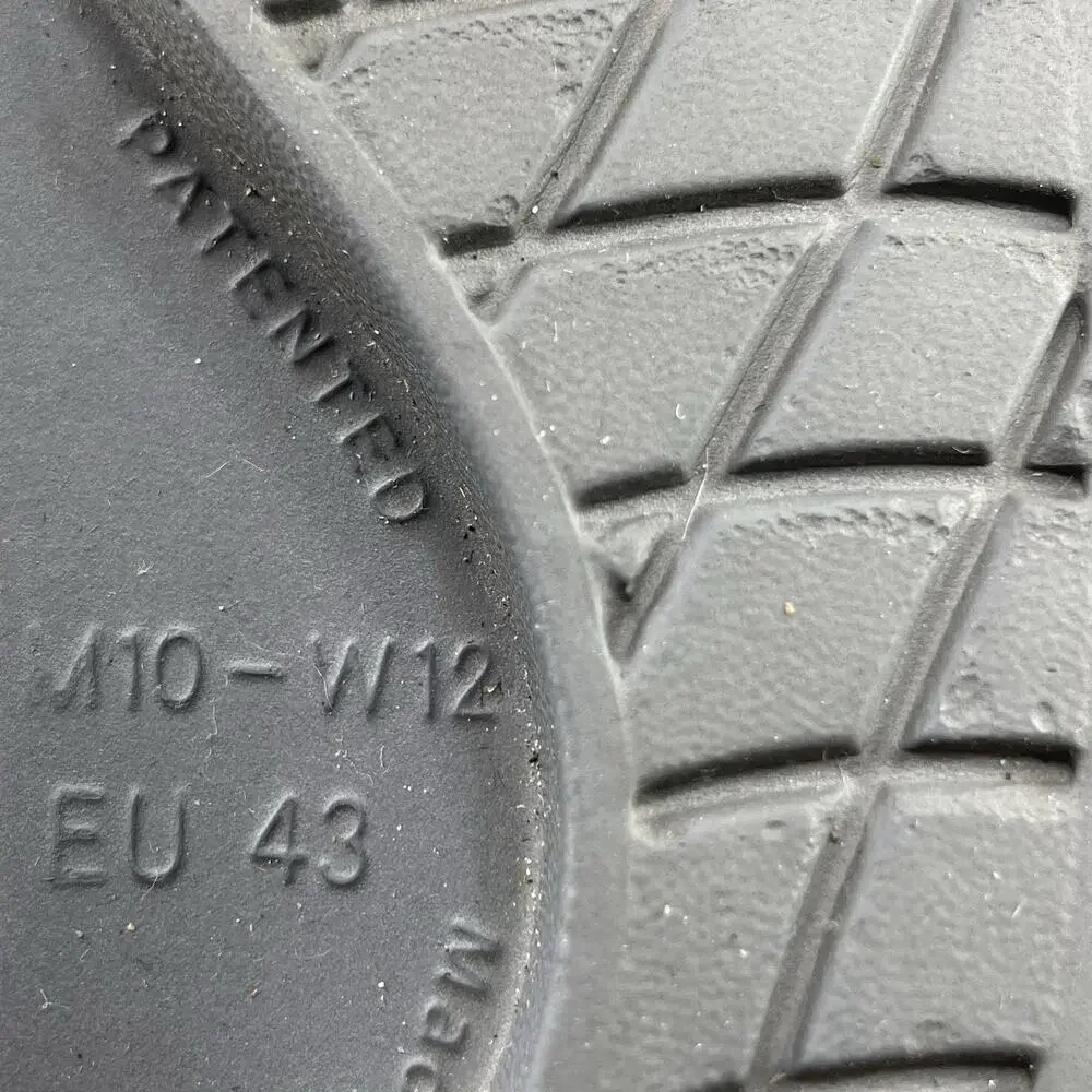 Oofos OOriginal Mens Size 10 Gray Recovery Flip Flops Sandals Sport Men